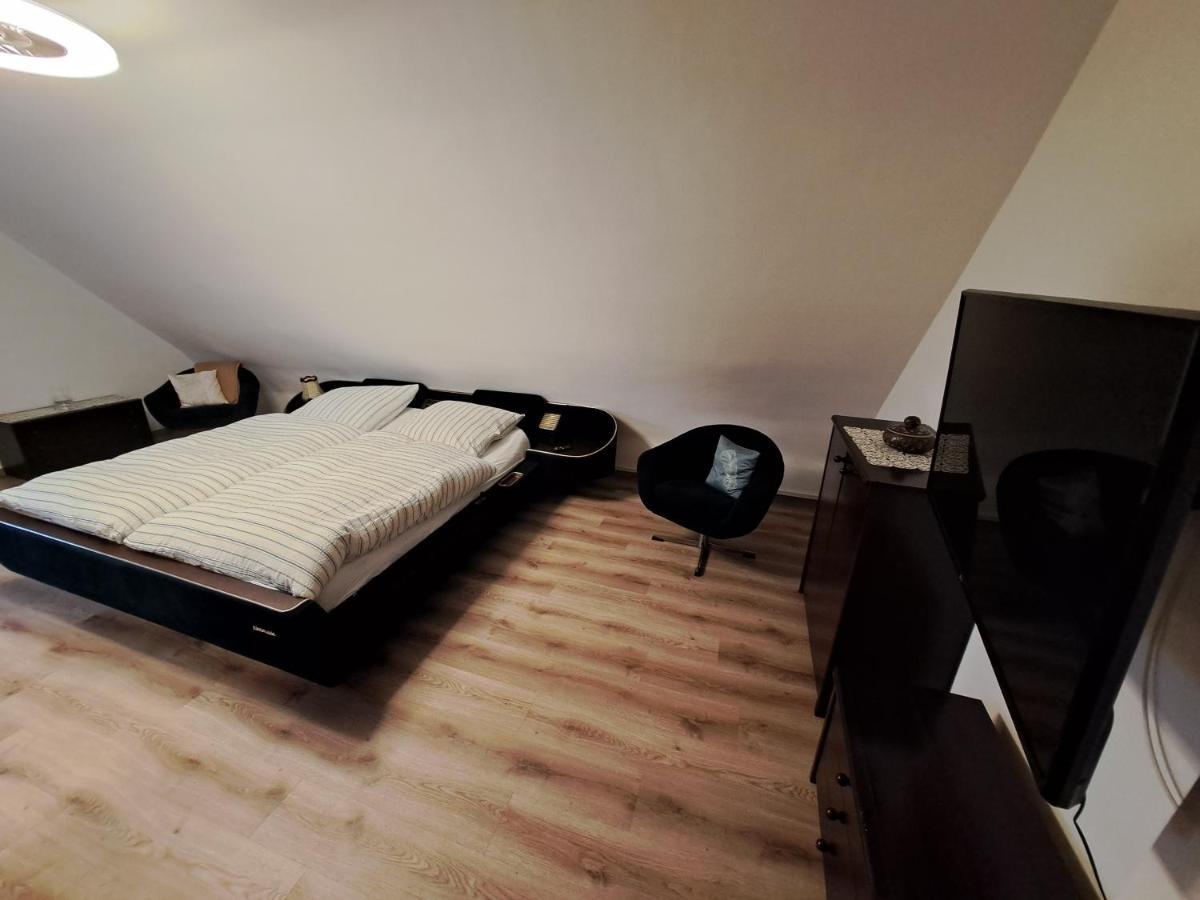 Muttis Apartment Monchengladbach Ngoại thất bức ảnh