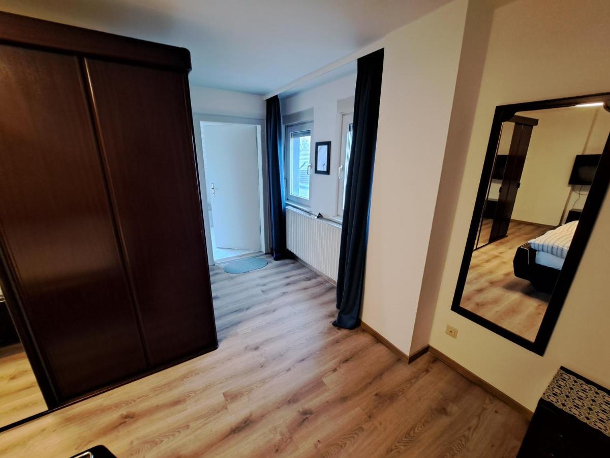Muttis Apartment Monchengladbach Ngoại thất bức ảnh
